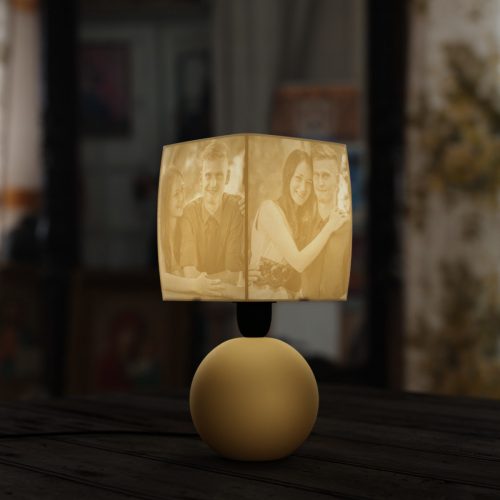 Egyedi ajándék - 3D nyomtatással készült fényképes lámpa sárga kerámia lámpatesttel