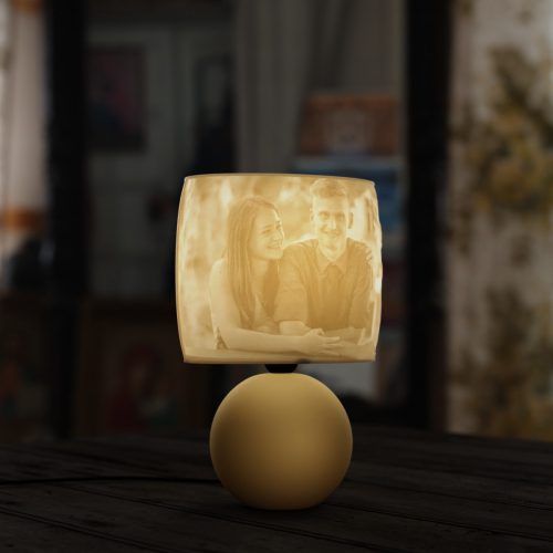 Egyedi fényképes 3D lámpa - Egyedi fényképes ajándék - sárga Ariel - ellipszis